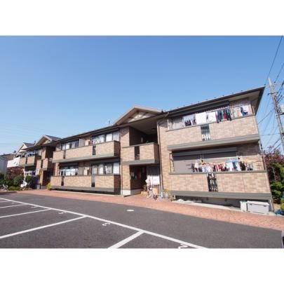 �����s������Ð�J�{���P���ڂ̃A�p�[�g�̌����O��