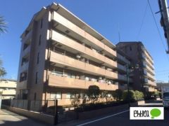 ��ʌ������s�X�쒬�̃}���V�����̌����O��