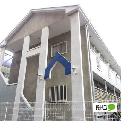 �����s������~���R���ڂ̃A�p�[�g�̌����O��