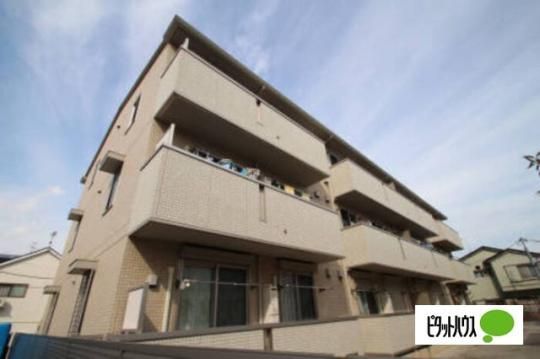 �����s������~���R���ڂ̃A�p�[�g�̌����O��