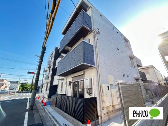 �����s�����掭�l�̃A�p�[�g�̌����O��