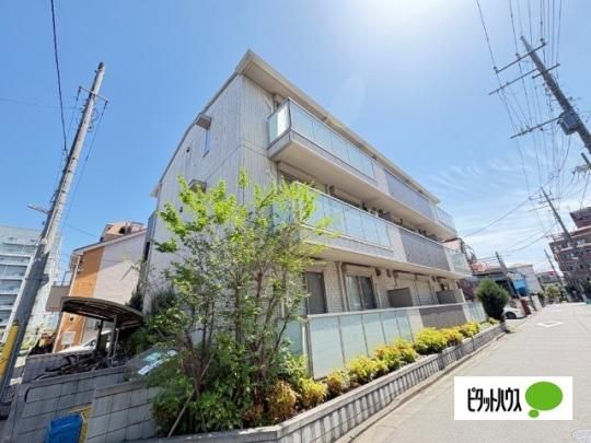 �����s�����搼�V��S���ڂ̃A�p�[�g�̌����O��