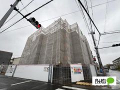 �����s�����擌�ۖ؊ԂP���ڂ̃A�p�[�g�̌����O��