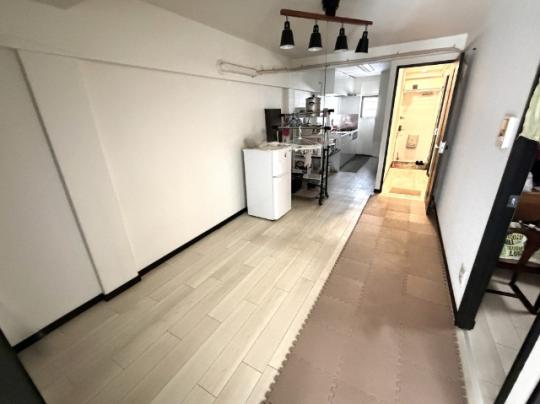 ��ʌ������s�J��1���ڂ̒��Ã}���V�����̉摜